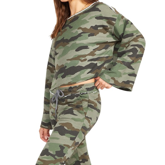 NEW! BB Dakota Camo Matching Lounge Set - NWT - Picture 5 of 5